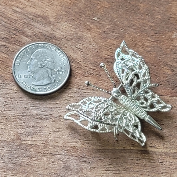 MONET Filigree Butterfly Brooch, Book Piece-  Vintage, Estate - Picture 3 of 6